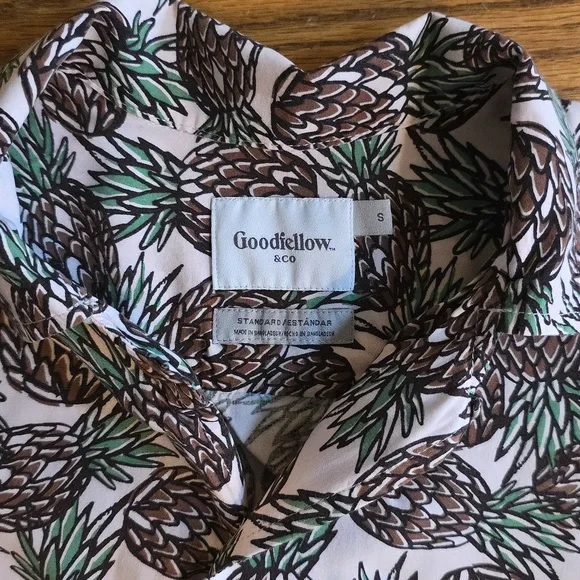 Pineapple Print Men's Shirt - Picture 2 of 4